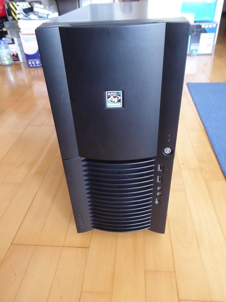 Antec Titan 650 - EATX, Ophalen, Zo goed als nieuw