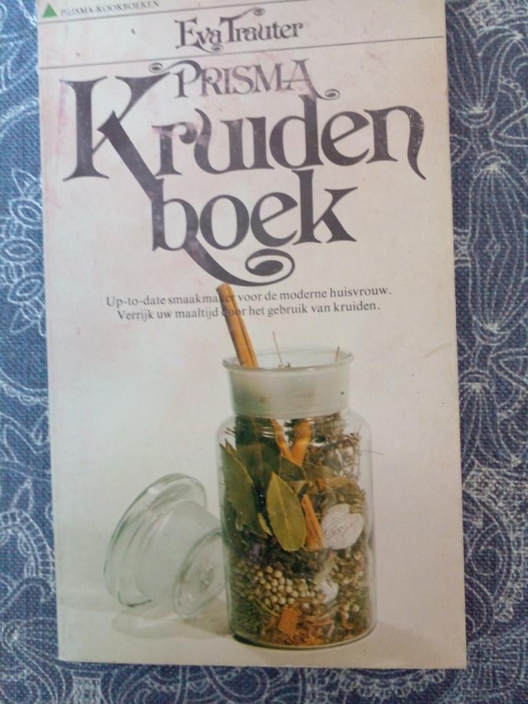 Prisma Kruidenboek - Eva Trauter, Gelezen, Hoofdgerechten, Ophalen of Verzenden, Eva Trauter