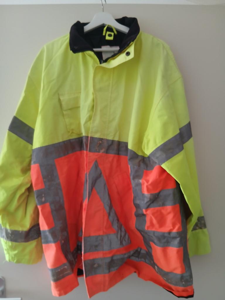 Verkeersregelaar XXL  Jas en Broek maat 60  Set, Ophalen, Gedragen