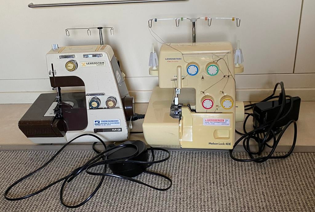 2 zware degelijke lockmachines lewenstein, Ophalen of Verzenden, Gebruikt, Lockmachine, Lewenstein