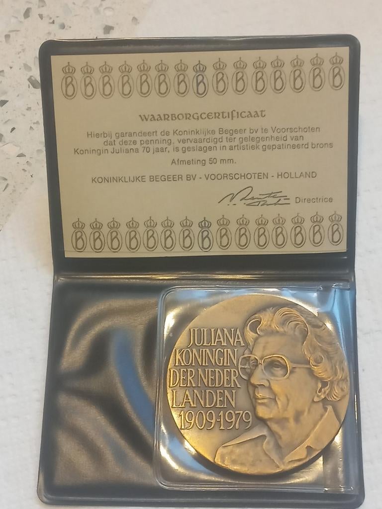 Penning Koningin Juliana 70 jaar 1909-1979 Brons, Postzegels en Munten, Verzenden, Brons, Nederland