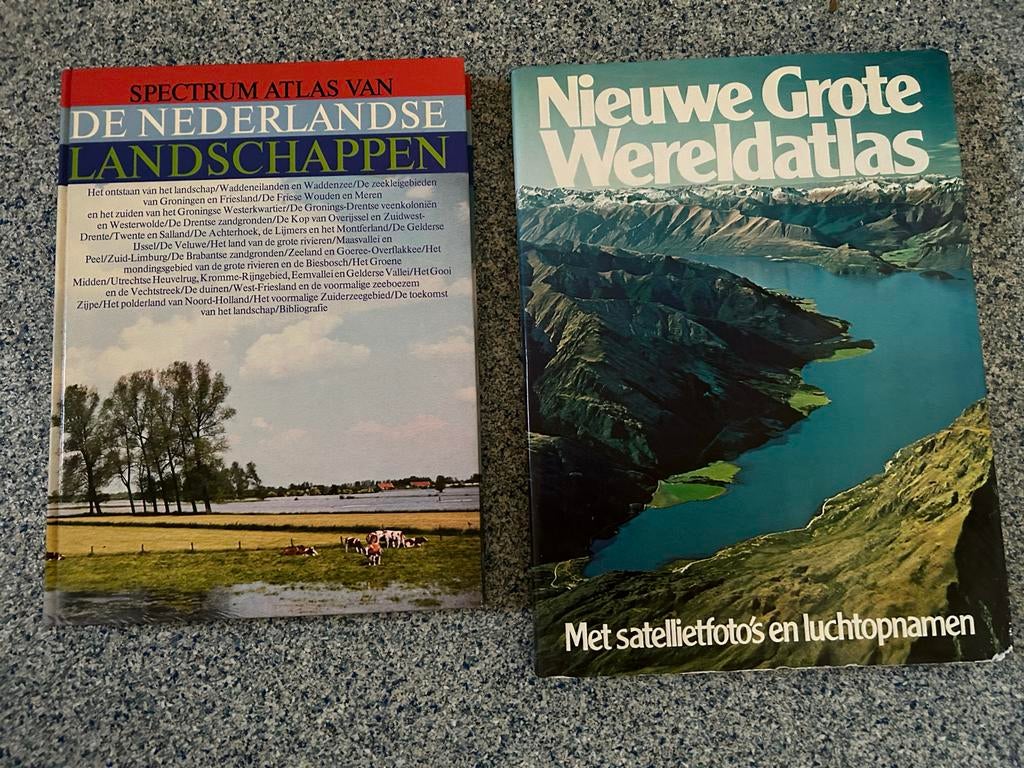 Mooie atlassen: Spectrum Atlas Nederlandse Landschappen & Ni, Boeken, Atlassen en Landkaarten, Overige atlassen, 2000 tot heden