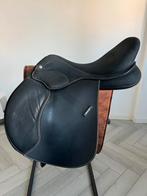 Wintec springzadel 17,5 inch, Dieren en Toebehoren, Ophalen, Zo goed als nieuw, Springen