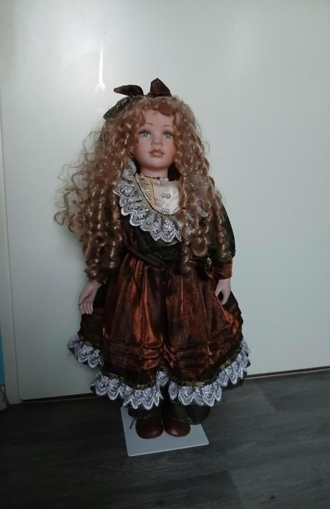 porseleinen pop, Ophalen, Pop