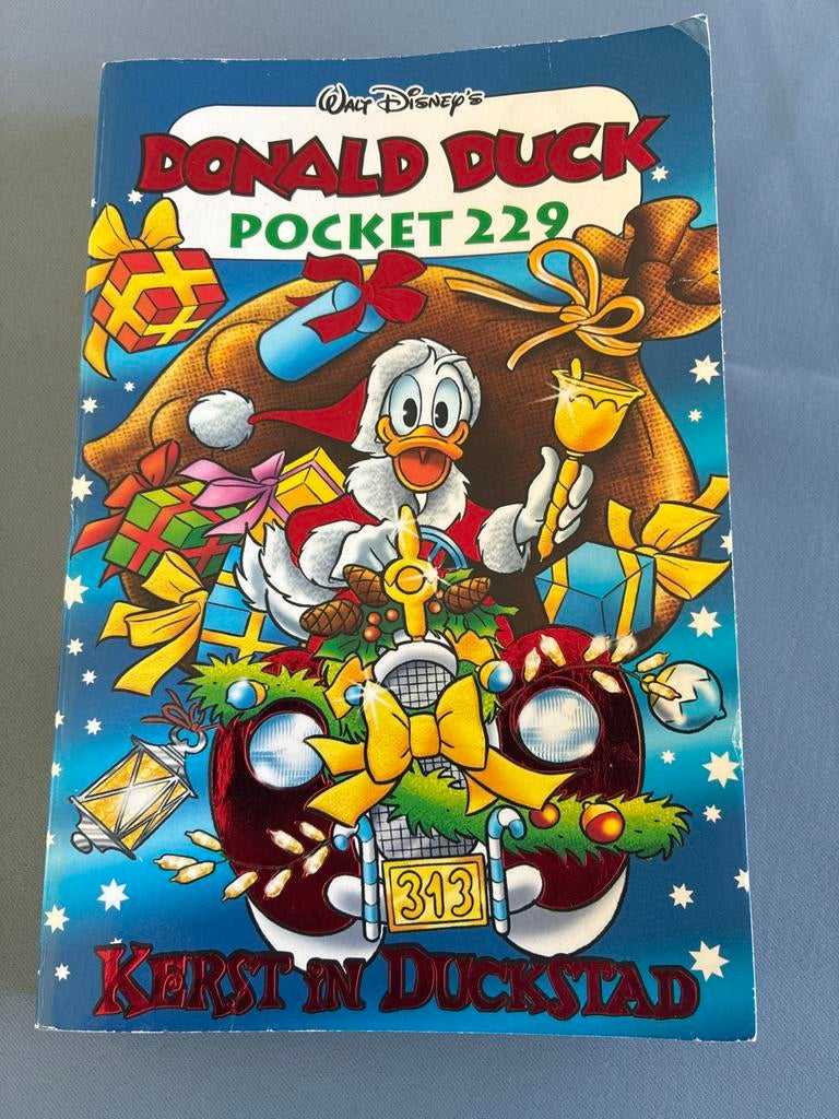 Donald Duck Pocket 229: Kerst in Duckstad, Boeken, Eén stripboek, Ophalen of Verzenden, Gelezen