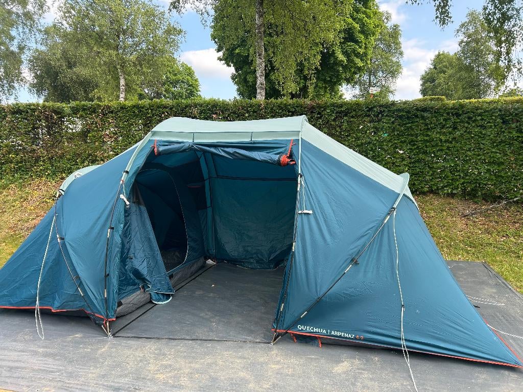 quechua arpenaz 4.2 tent, Caravans en Kamperen, Tenten, tot en met 4, Zo goed als nieuw, Ophalen
