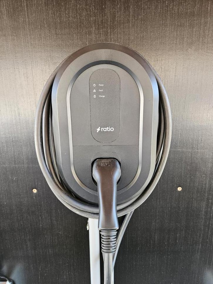 Laadpaal Ratio Smart Solar 1 jaar oud., Auto diversen, Laadpalen, Zo goed als nieuw, Laadpaal en Laadkabel, Ophalen of Verzenden
