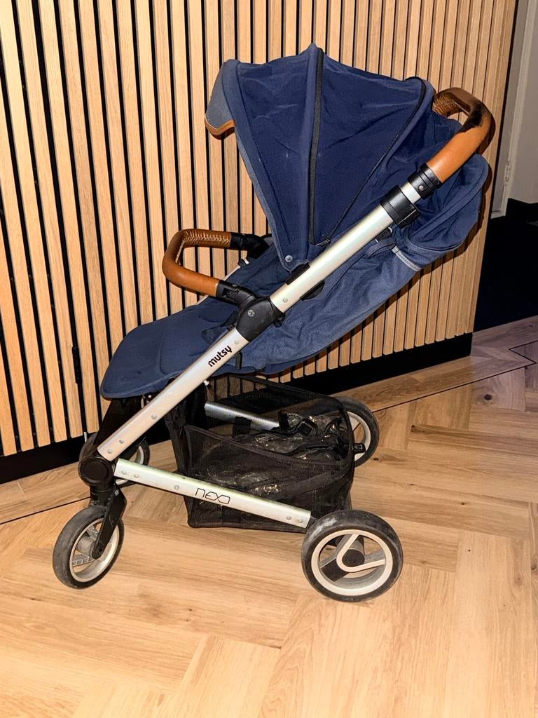 Mutsy Nexo kinderwagen incl. regenhoes, Kinderen en Baby's, Buggy's, Ophalen, Gebruikt, Overige merken, Zonnekap