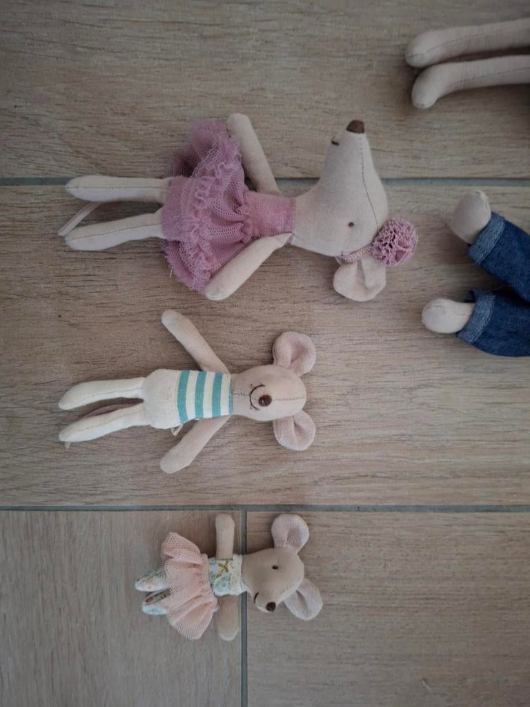 Maileg muizenfamilie: Grote zus, kleine broer, baby zusje, Ophalen of Verzenden