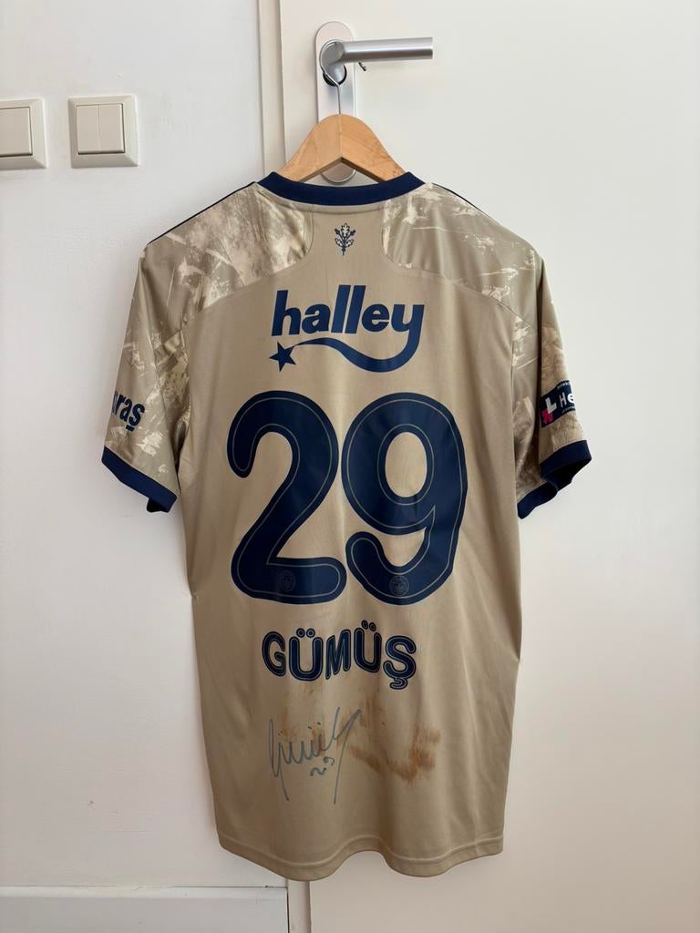 Matchworn en gesigneerd fenerbahce tenue met factuur, Verzamelen, Ophalen of Verzenden, Buitenlandse clubs, Shirt