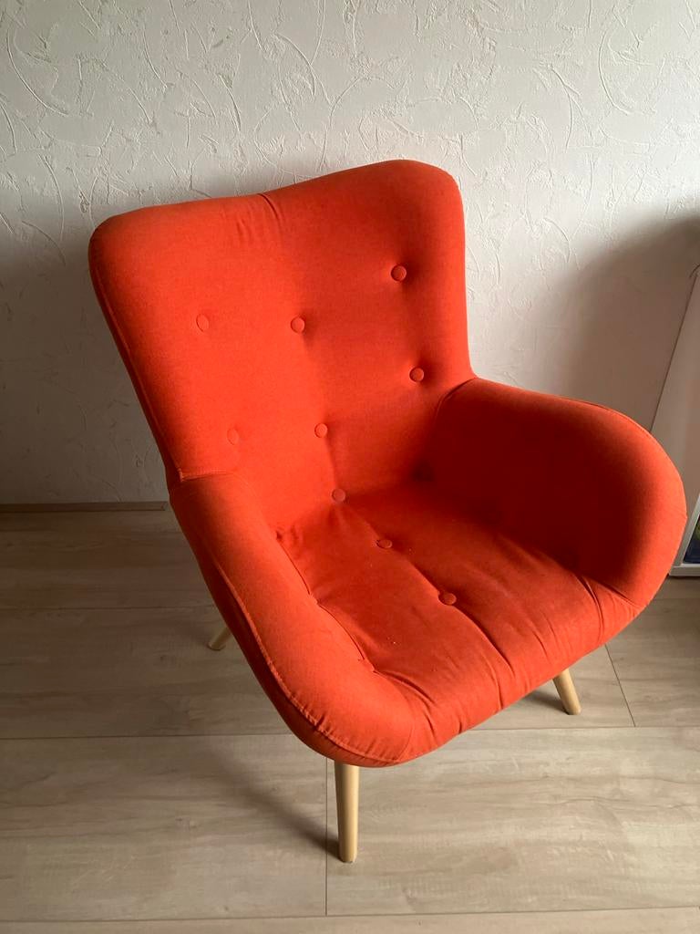 Oranje fauteuil - Comfortabele stoffen stoel, Huis en Inrichting, Stoelen, Zo goed als nieuw, Eén, Stof, Overige kleuren, Ophalen of Verzenden