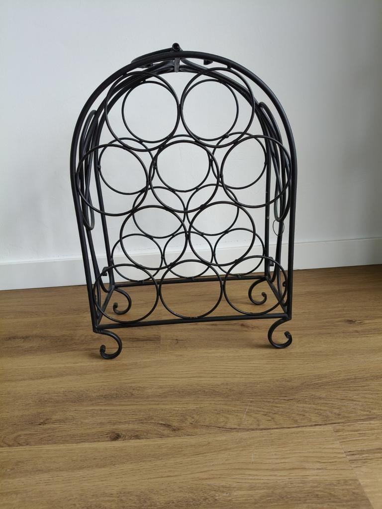 Zwart metalen wijnrekje voor 9 flessen, Huis en Inrichting, Woonaccessoires | Wijnrekken, Ophalen, Gebruikt, 5 tot 15 flessen