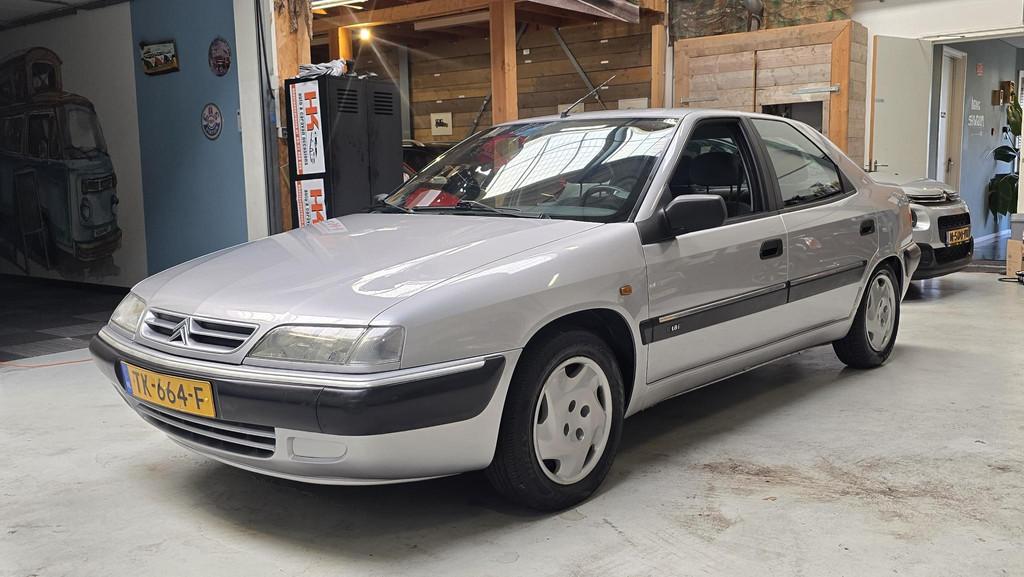 Citroen Xantia 1.8i Deauville ZEER fraaie auto voor de liefh, Auto's, Voorwielaandrijving, Gebruikt, 4 cilinders, Bedrijf
