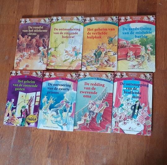 8 x de bende van de Korenwolf van Jacques Vriens, Boeken, Kinderboeken | Jeugd | onder 10 jaar, Zo goed als nieuw, Fictie algemeen