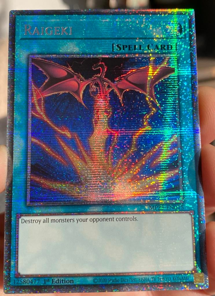 Yu-Gi-Oh! Alternate Raigeki MP25 1st Edition Starlight Rare, Ophalen of Verzenden, Zo goed als nieuw, Losse kaart, Foil