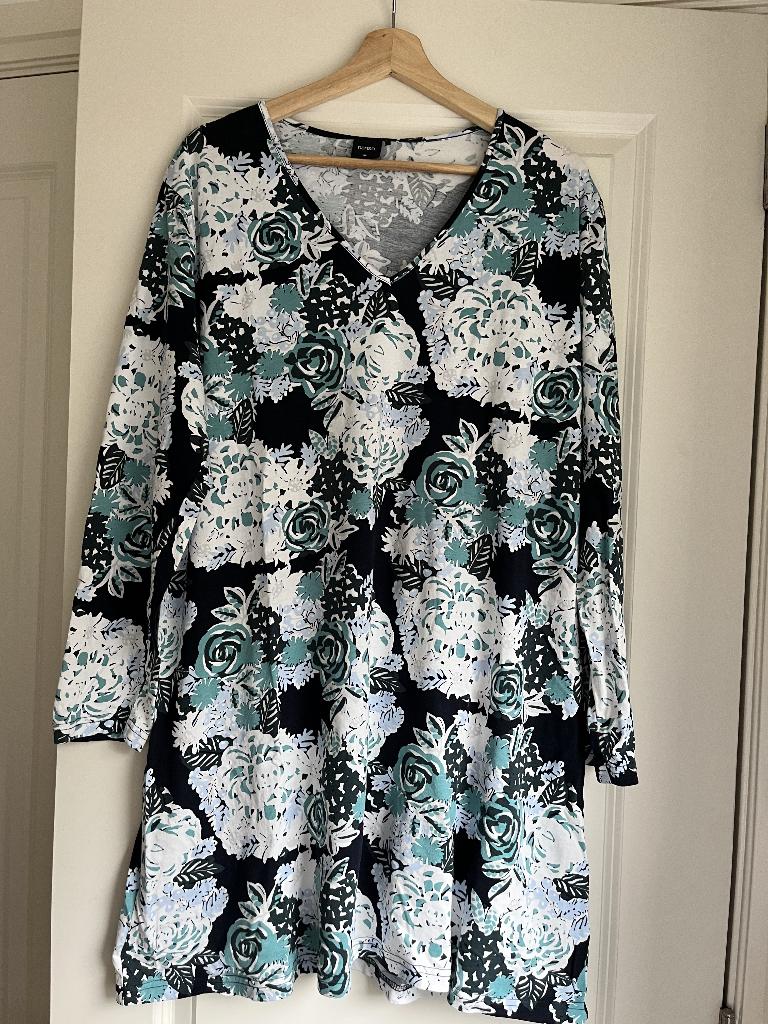 Nanso nachthemd maat XL als nieuw, Kleding | Dames, Nanso, Ophalen of Verzenden, Zo goed als nieuw, Maat 46/48 (XL) of groter