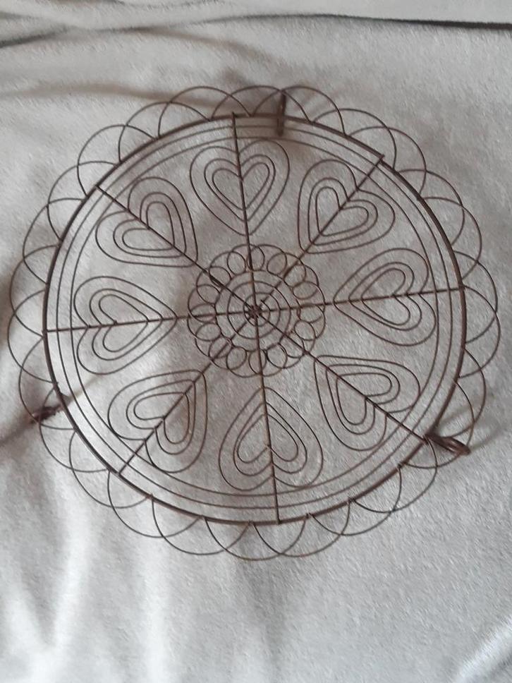 Gr mooie onderzetter rek rooster op pootjes,stoer brocante, Antiek en Kunst, Curiosa en Brocante, Ophalen of Verzenden