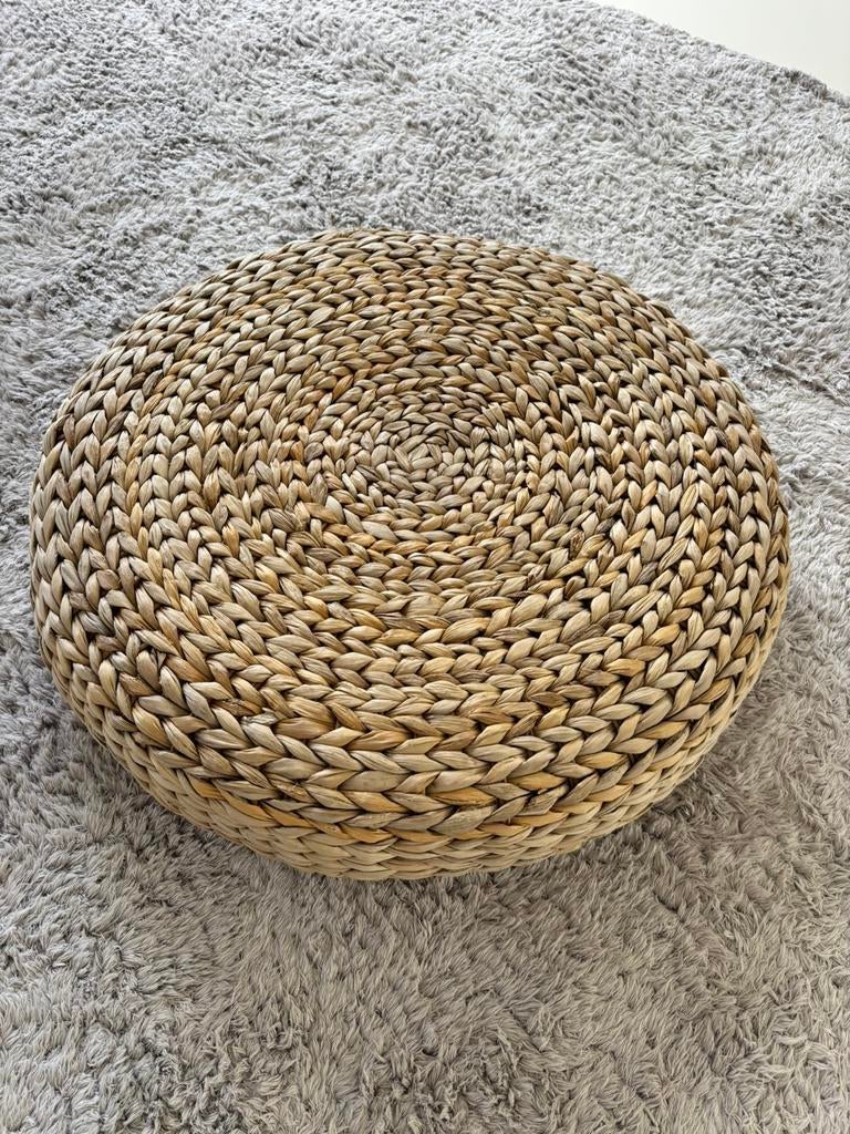 Ikea alseda poef van bananenblad MEER STUKS TE KOOP, Ophalen, Rond, Minder dan 50 cm, Zo goed als nieuw