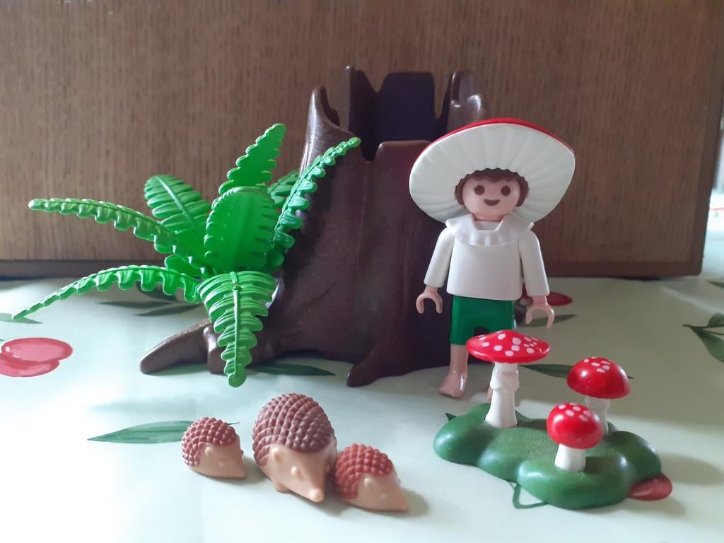 Playmobil set 4194 Boselfje met egel familie, Ophalen of Verzenden, Zo goed als nieuw, Complete set