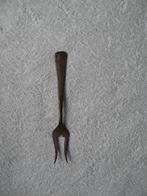 Oud Gero vleesvorkje, achterzijde T Gero 90, Ophalen of Verzenden, Gebruikt, Rvs of Chroom, Los bestek