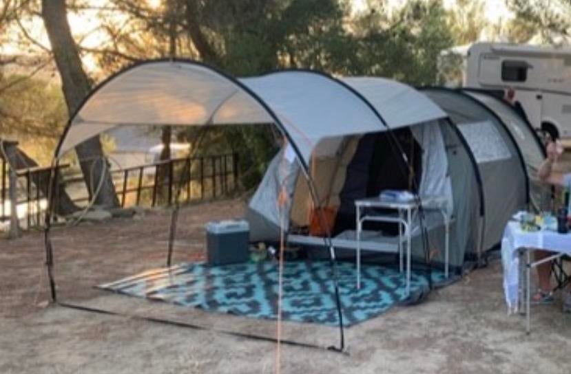 Coleman Coastline 4 Deluxe tunneltent met Porch tentluifel, Ophalen, Zo goed als nieuw, Tot en met 4