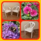 105. Twee Stuks Kunststof Tuinstoelen, Ophalen, Gebruikt, Kunststof