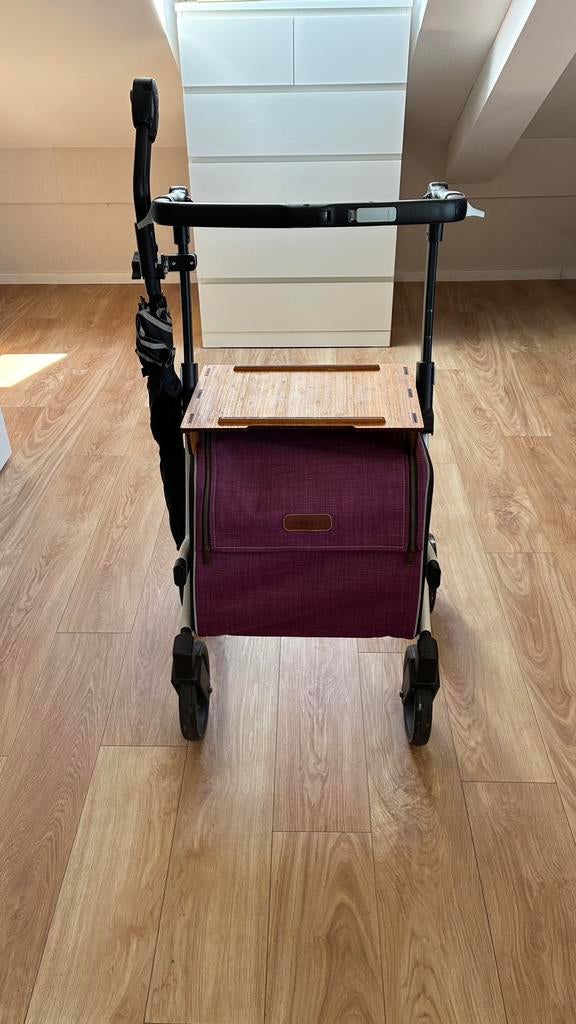 Rollz flex rollator incl. paraplu en dienblad, Diversen, Ophalen of Verzenden, Zo goed als nieuw
