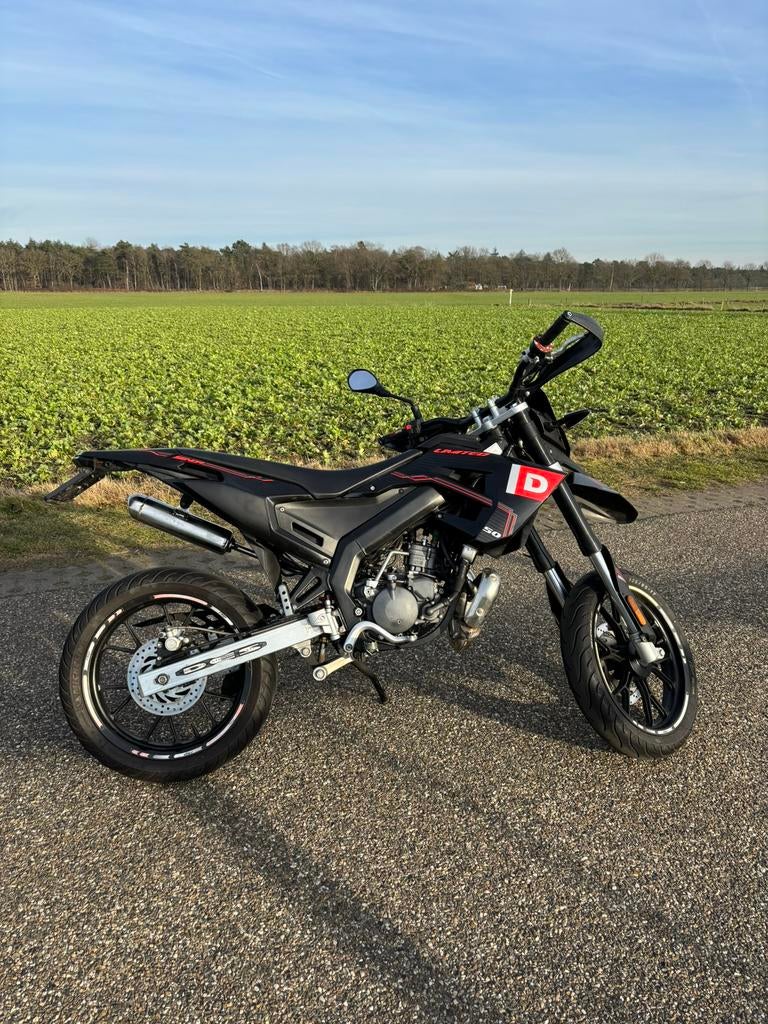 Derbi Senda X-Treme Limited Edition - ORGINEEL!, Ophalen, 6 versnellingen, Maximaal 45 km/u, 49 cc