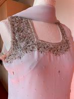 Witte Broekpak. Maat: M. Prijs: € 40,00, Maat 38/40 (M), Overige typen, Wit, Ophalen of Verzenden