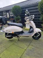 BTC Grande retro Scooter, Ophalen, BTC, Zo goed als nieuw, Benzine