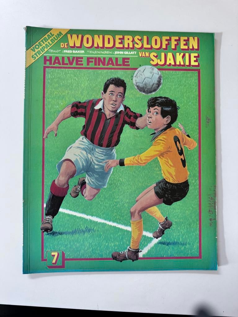 Stripboek: De Wondersloffen van Sjakie - Halve Finale, Boeken, Eén stripboek, Ophalen of Verzenden, Gelezen
