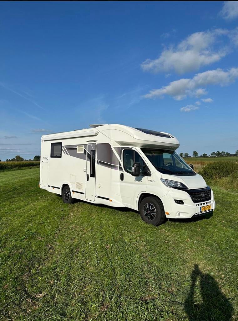 5 pers luxe, ruime camper te huur – KM-Vrij!