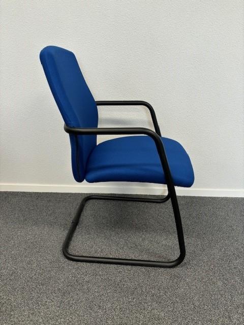 Vergaderstoelen Uni Sitland blauw (jong gebruikt!) circa 22x, Niet ingevuld, Gebruikt, Blauw, Niet ingevuld