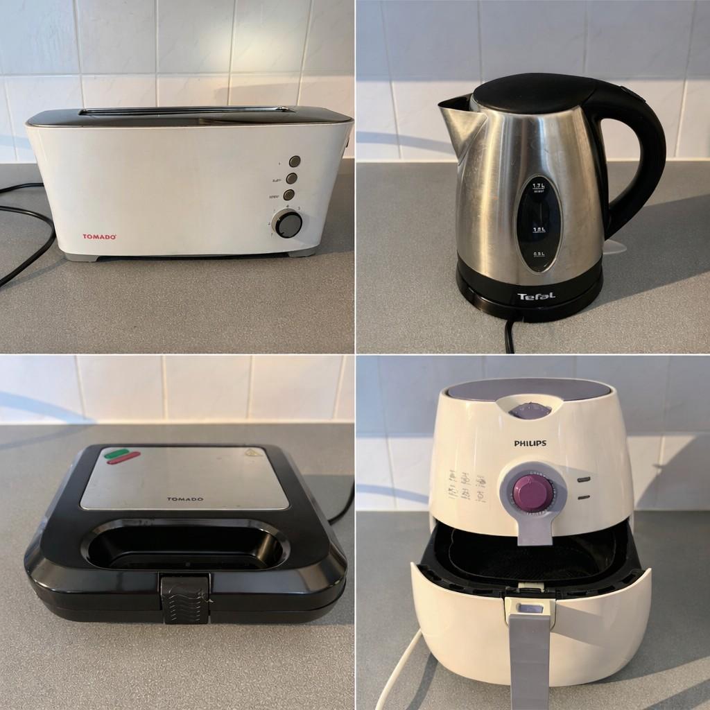Airfyer - Tosti-ijzer - Broodrooster - Waterkoker, Ophalen of Verzenden, Gebruikt, Airfryer
