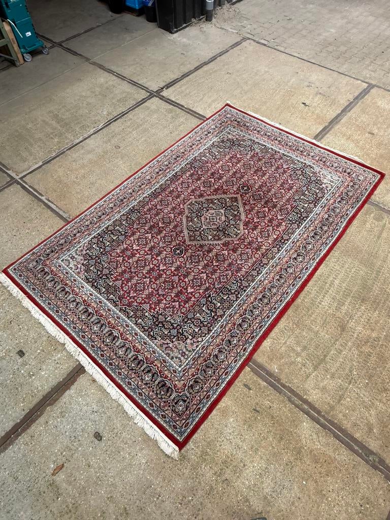 Handgeknoopt perzisch tapijt, Huis en Inrichting, Stoffering | Tapijten en Kleden, Ophalen, Zo goed als nieuw, Rechthoekig, 200 cm of meer