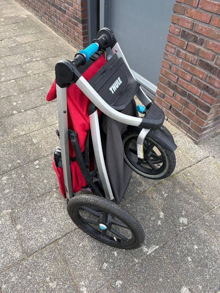 Thule Urban Glide Kinderwagen (origineel model), Kinderen en Baby's, Gebruikt, Verstelbare duwstang, Ophalen, Kinderwagen