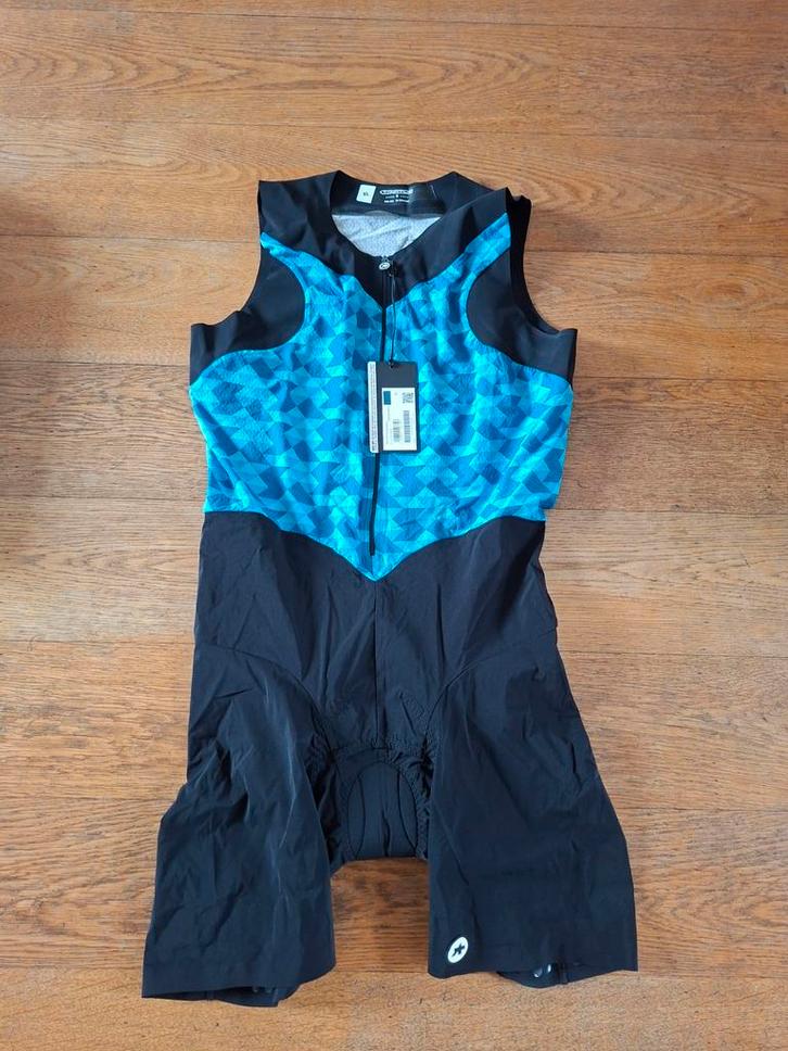 Assos NS Triator Speedsuit XL NIEUW, Fietsen en Brommers, Fietsaccessoires | Fietskleding, Nieuw, Bovenkleding, XL, Ophalen of Verzenden