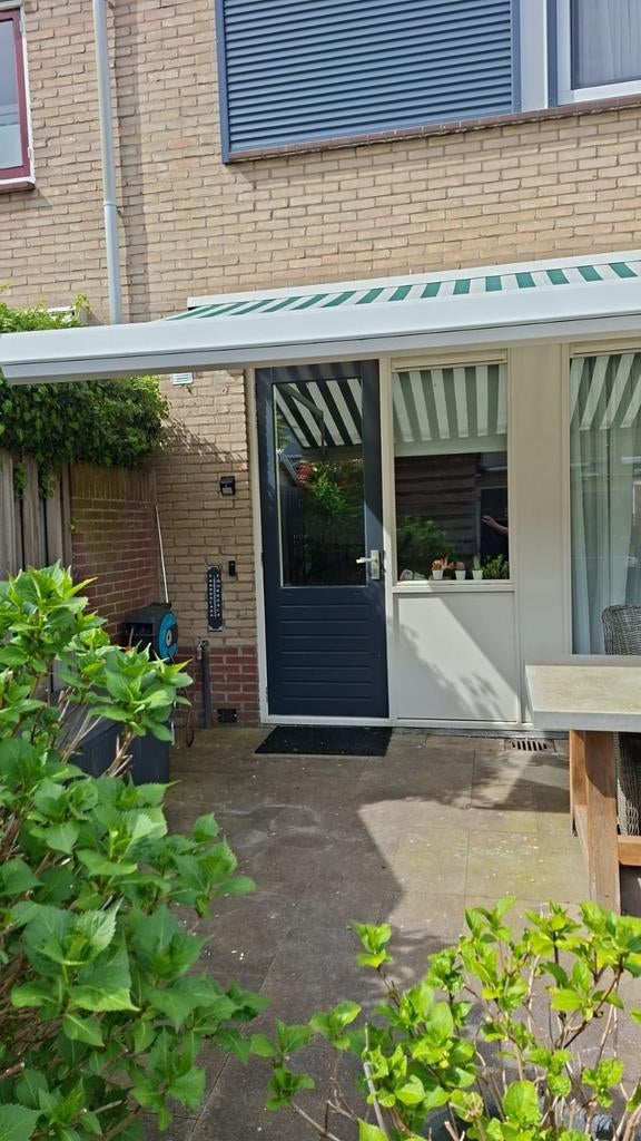 Zonnescherm groen-wit gestreept, Ophalen, Gebruikt, 450 cm of meer, 150 tot 300 cm