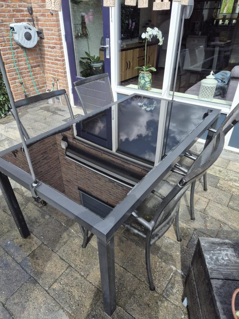Tuinset met tafel en 4 stoelen, Ophalen, Gebruikt, Overige materialen