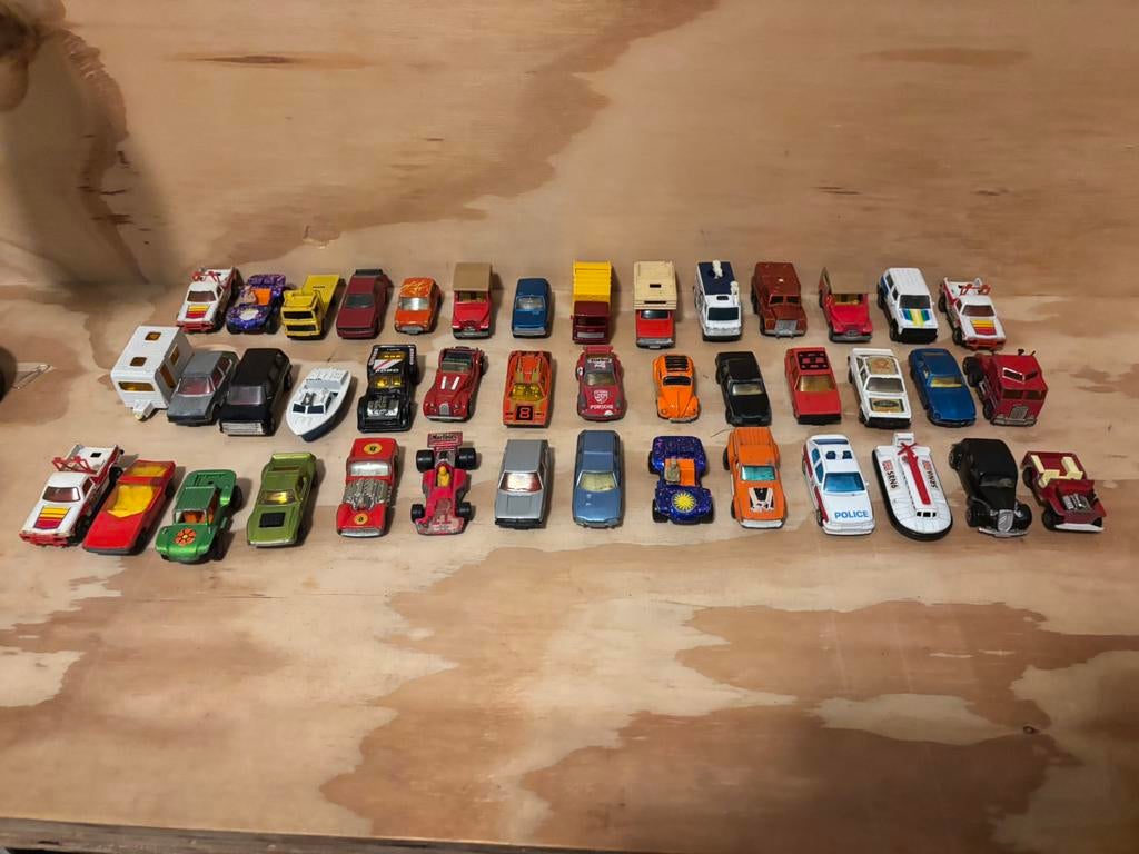 42 stuks matchbox, Overige merken, Gebruikt, 1:50 of kleiner, Auto