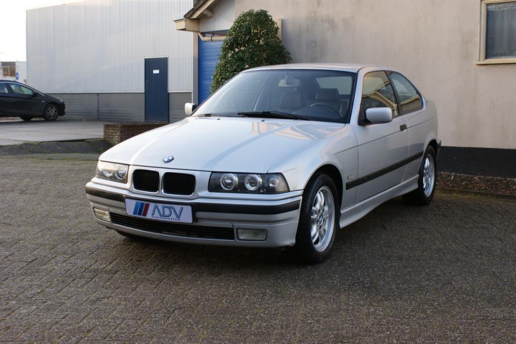 BMW 3-serie Compact 323ti - Automaat - Leer, Achterwielaandrijving, Gebruikt, Zwart, 2494 cc