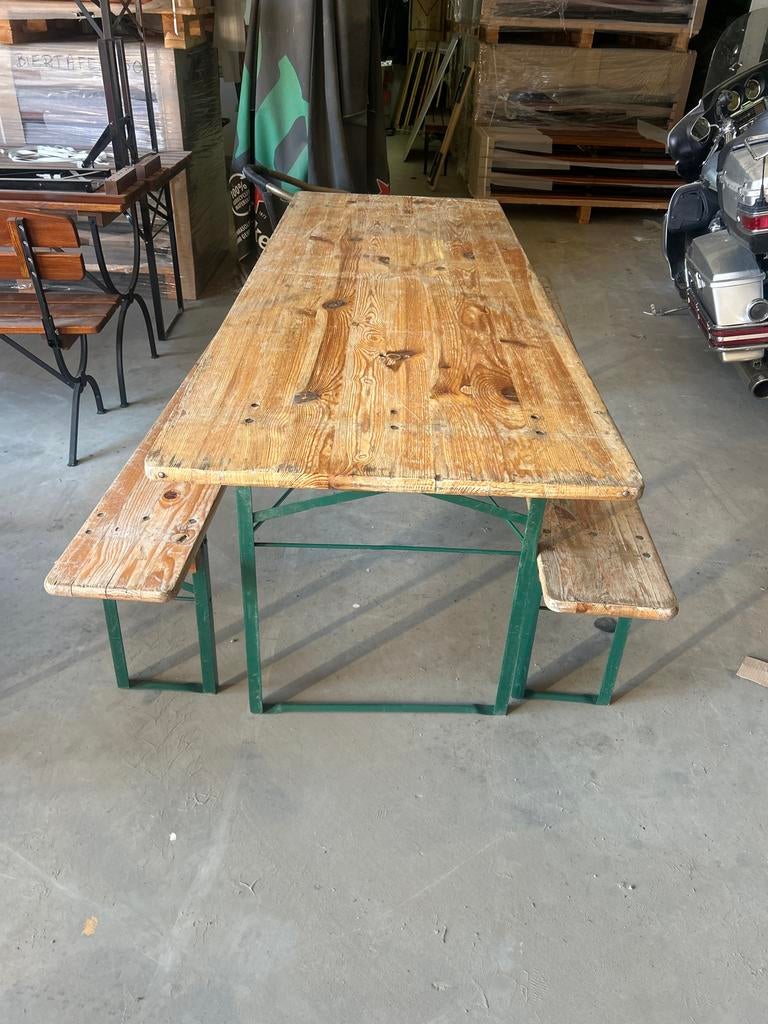 Robuuste houten biertafel met banken, Ophalen, Gebruikt