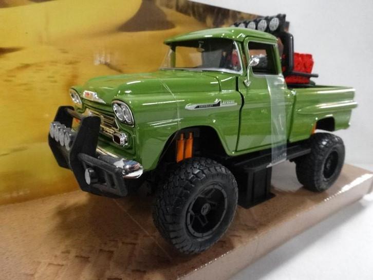 Chevrolet Apache Fleetside Pickup 1958 Off Road, groen 1:24, Hobby en Vrije tijd, Modelauto's | 1:24, Nieuw, Auto, Overige merken