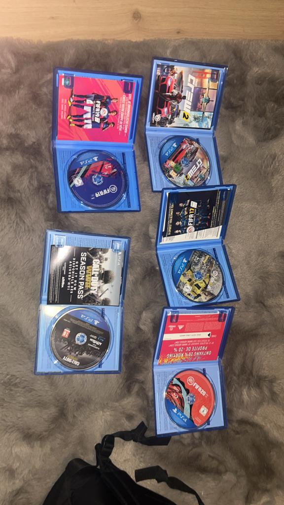 PS4 spellen: Call of Duty, Crew 2, FIFA's, Spelcomputers en Games, Games | Sony PlayStation 4, Gebruikt, Vanaf 18 jaar, Shooter