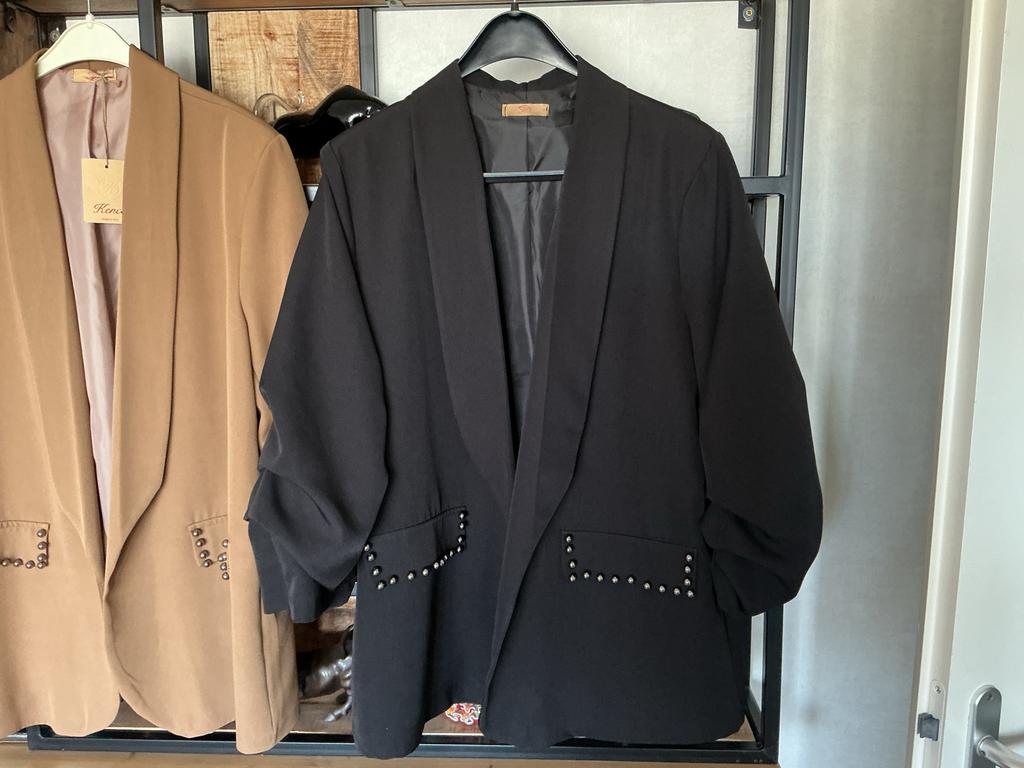 2 Nieuwe Dames Colberts - Zwart en Camel met Studs, Zwart, Maat 42/44 (L), Nieuw, Ophalen of Verzenden