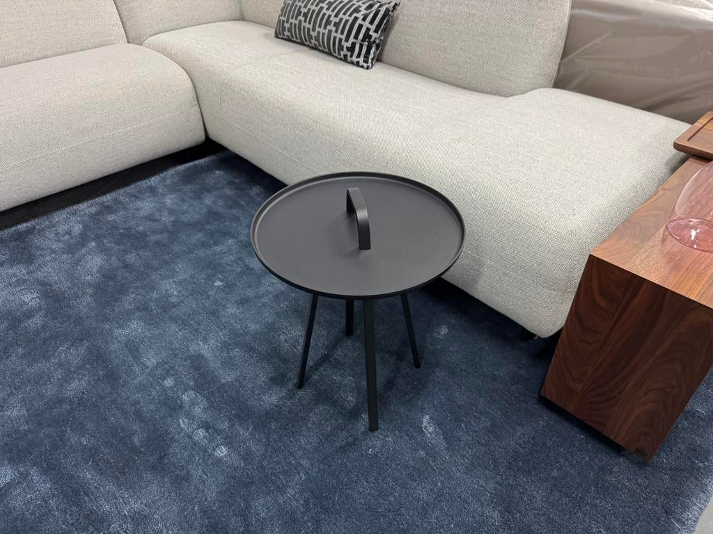 Showroommodel Montis Tor bijzettafel | P10 Jet Black, Minder dan 55 cm, Metaal of Aluminium, Rond, Nieuw