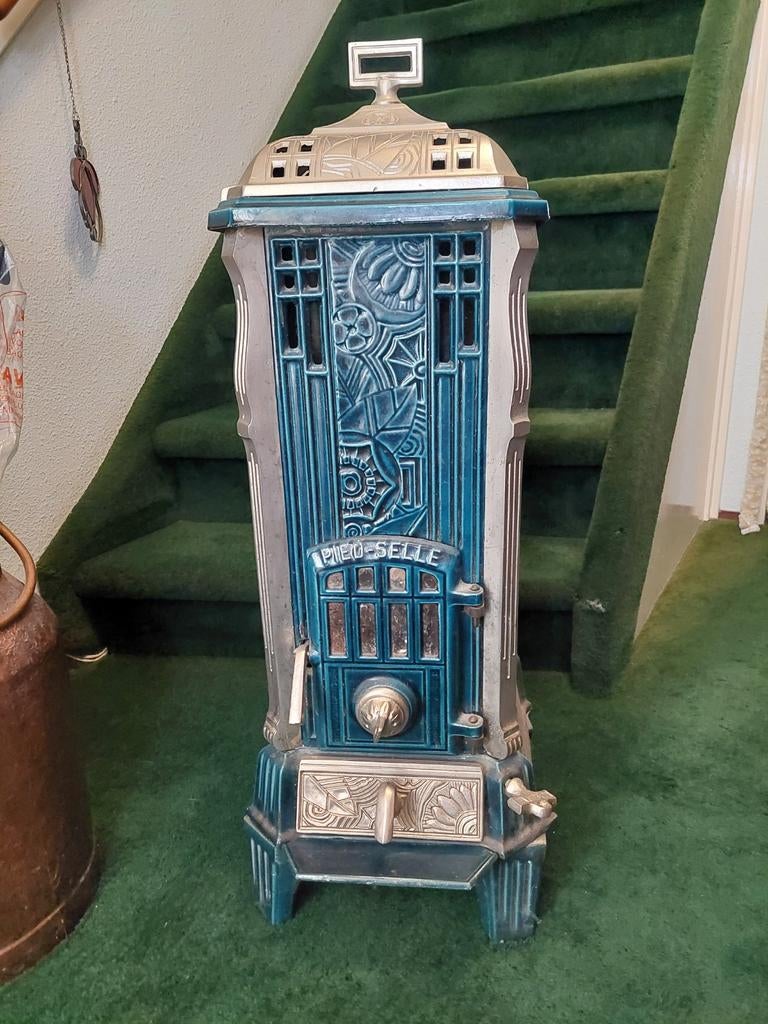 Antiek kachel in Art deco stijl fumay ardennes, Huis en Inrichting, Kachels, Ophalen, Zo goed als nieuw, Hout, Houtkachel