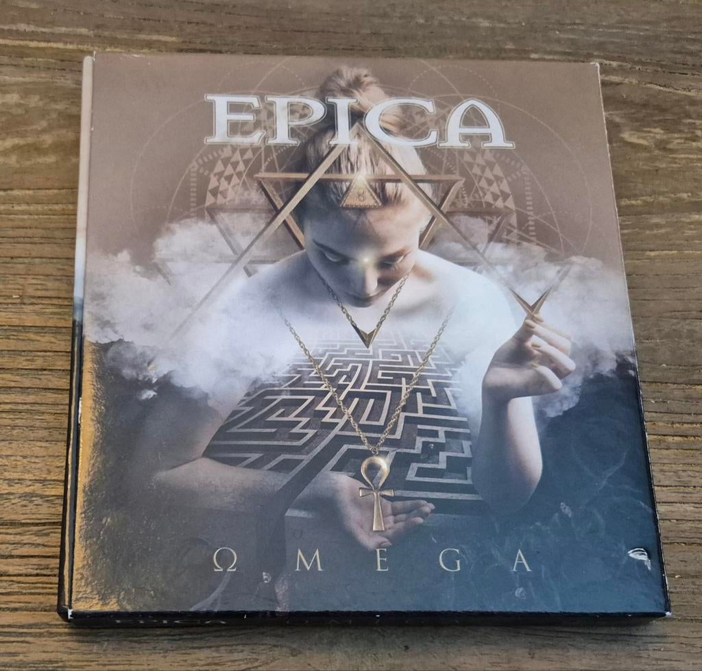 Epica - Omega digibook/dubbelcd met sleeve, Ophalen of Verzenden, Zo goed als nieuw
