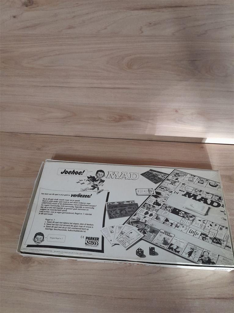 Het mad Spel - parker - s5131, Hobby en Vrije tijd, Gezelschapsspellen | Bordspellen, Verzenden, Zo goed als nieuw