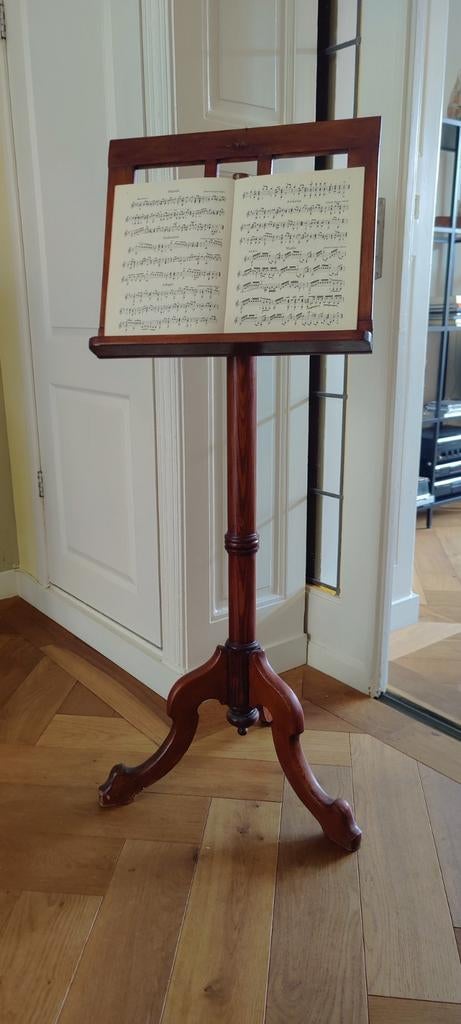 Antieke muziek standaard viool, Muziek en Instrumenten, Standaards, Ophalen, Gebruikt, Muziekstandaard, Klarinet